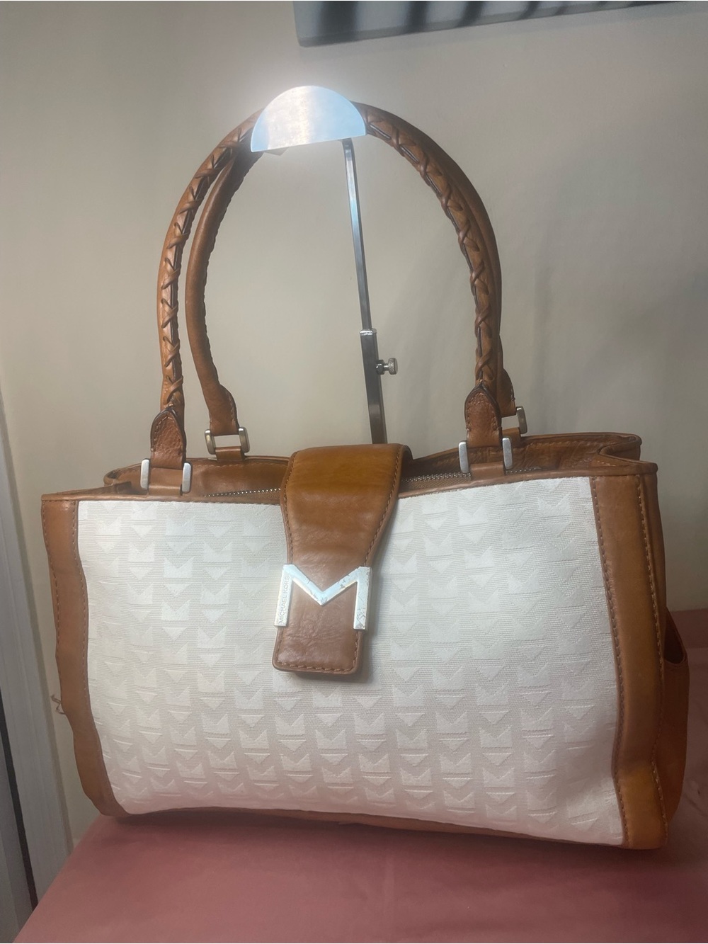 Authentic Michael Kors Purse #082NC vintage Italian Jacquard Leather Satchel Bag
